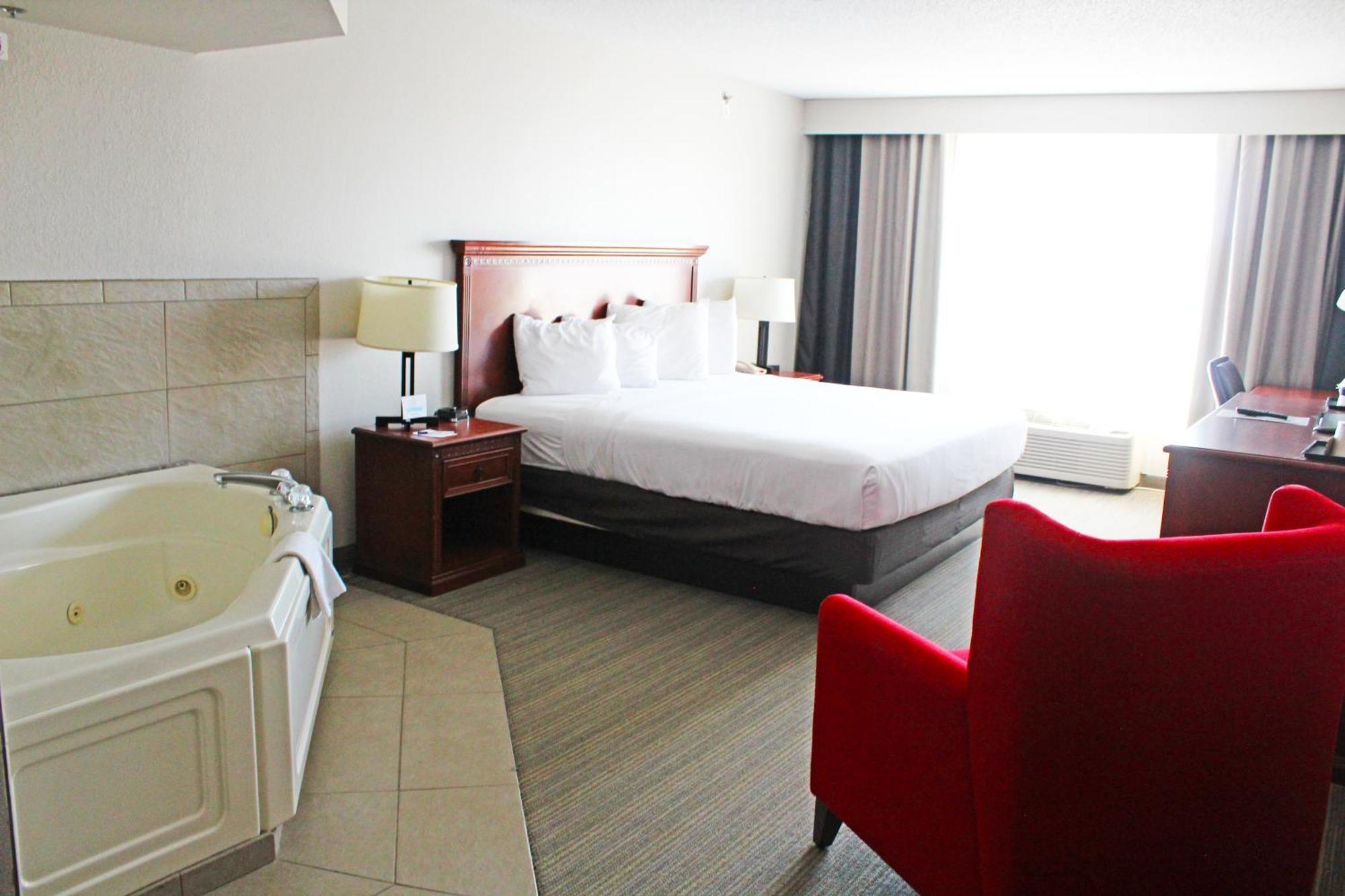 Independence Stay Hotel & Suites Marinette Eksteriør bilde